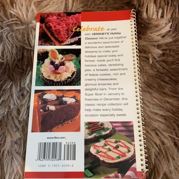 Vintage Hersey’s‎ spiral bound chocolate cookbook - Picture 2 of 5